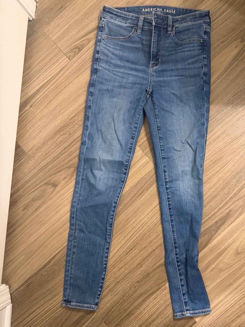 American Eagle Outfitters Light Blue Skinny Jeans